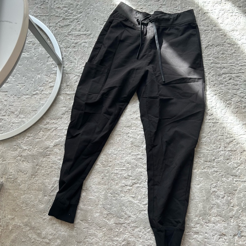 Black scrub pants